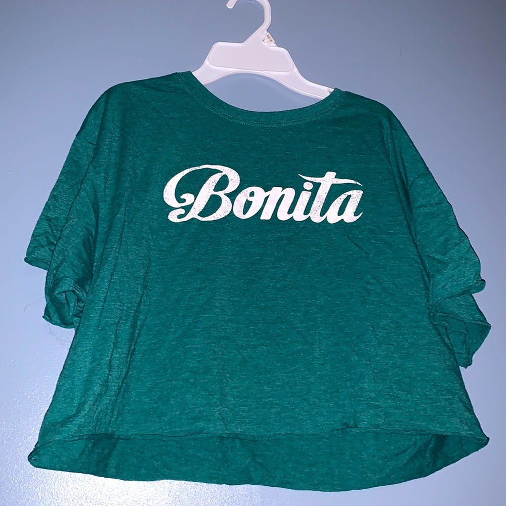 XL, green cropped t-shirt
